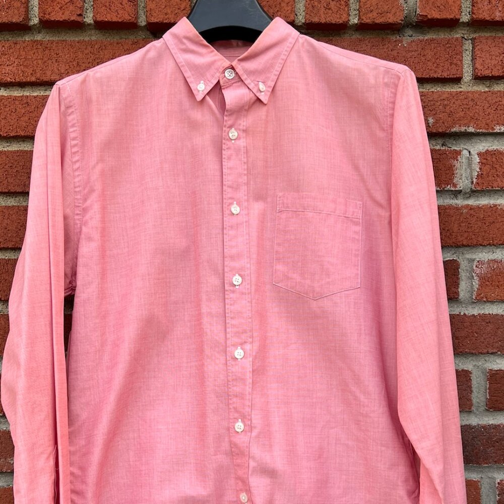 🧺 J.Crew Men’s Slim Fit Button-Down Shirt – Salmon Pink Oxford (M)